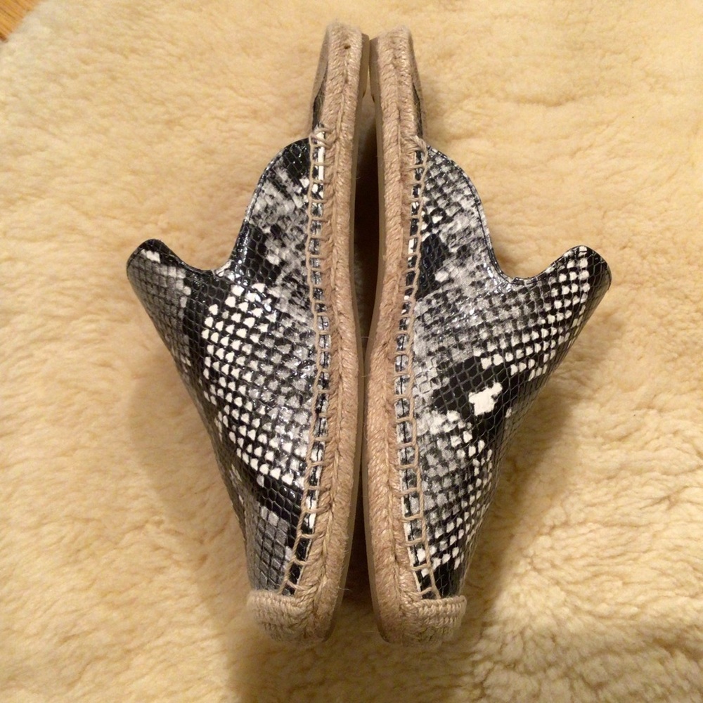 Tory Burch Max snake print espadrille mules - Picture 7 of 11